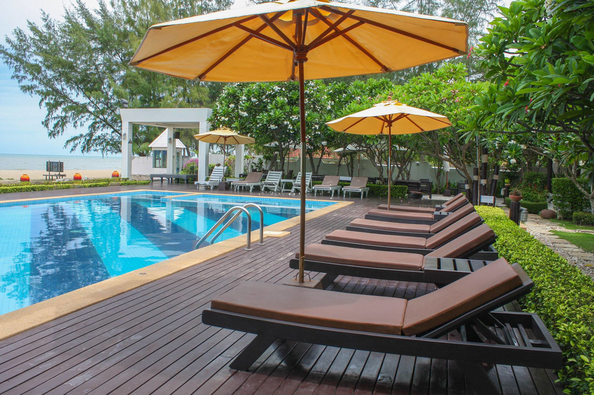 Chez Nous Boutique Resort Банхатчао-Самран Экстерьер фото