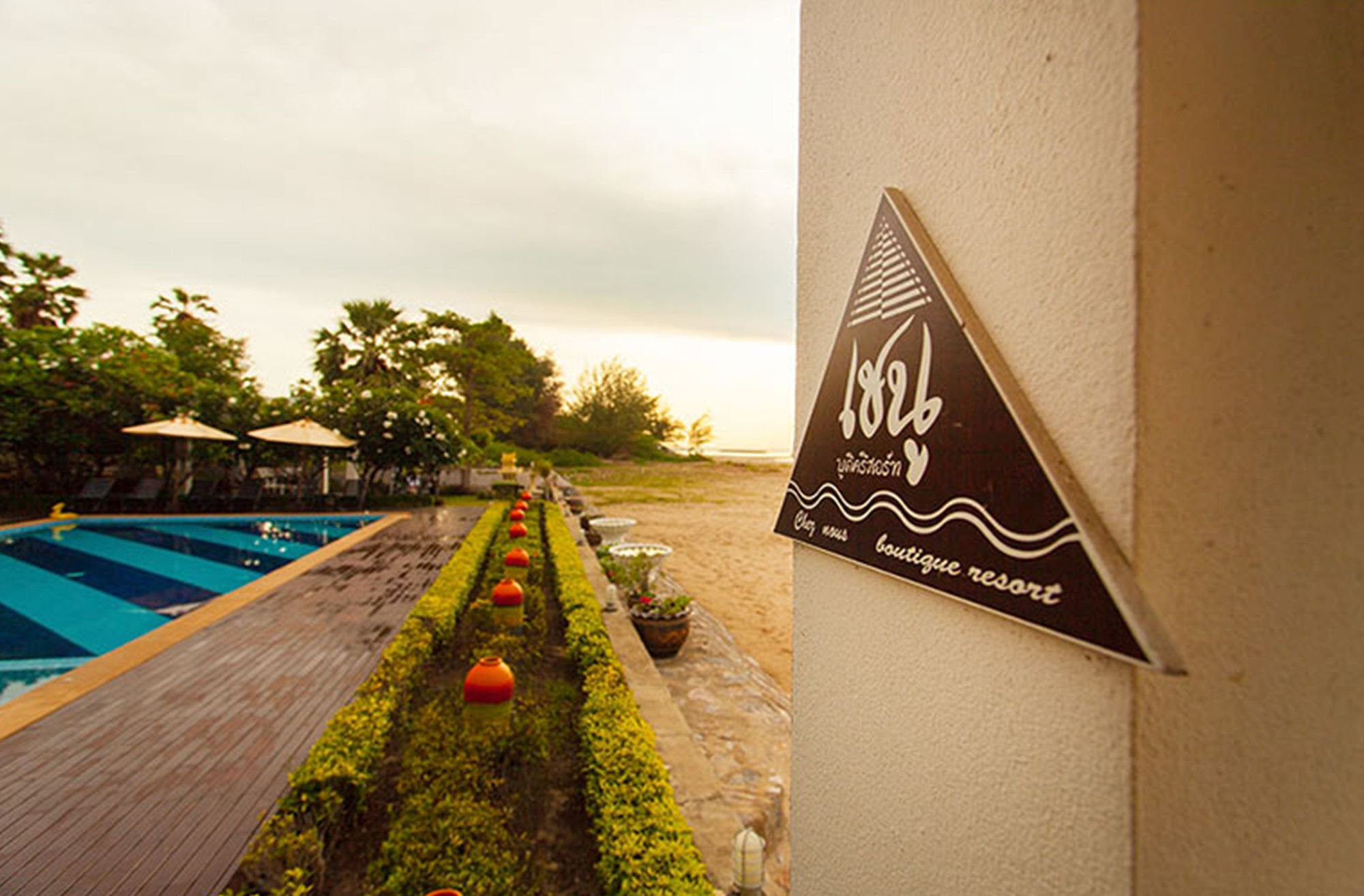 Chez Nous Boutique Resort Банхатчао-Самран Экстерьер фото
